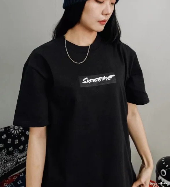 L 24SS S and Futura Tee M Logo White Box Black XL 0808